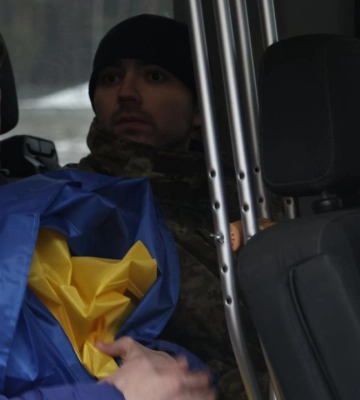 Із російського полону повернули 25 українських військових та цивільних, – Зеленський
