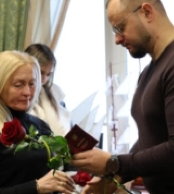 В обласному центрі Волині родинам полеглих Героїв вручили посмертні нагороди