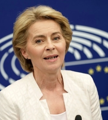 Урсула фон дер Ляєн отримає премію Карла Великого