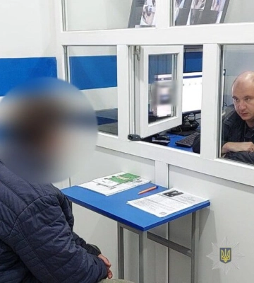 Житель Білгорода-Дністровського, який торгував наркотичними засобами та сильнодіючими ліками, отримав обвинувальний вирок суду
