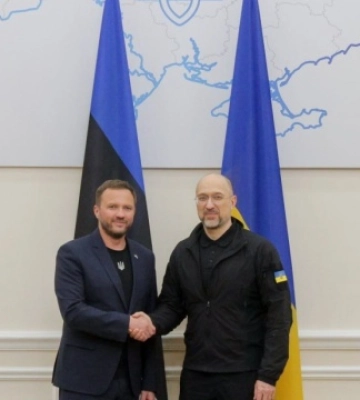 Оборона, кіберзахист і санкції проти РФ: Шмигаль зустрівся з главою МЗС Естонії