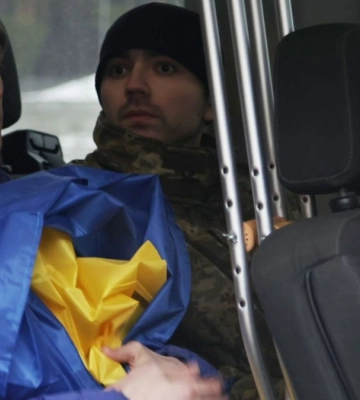Радісна зустріч на Батьківщині: додому повернулися 25 полонених українців