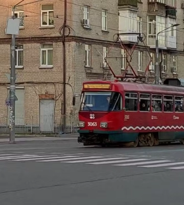 Зміни продовжуються: як курсує громадський транспорт у Дніпрі сьогодні