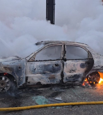 У Києві приберуть згорілі та покинуті автівки з вулиць