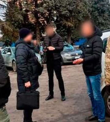 Поліція Полтавщини затримала селищного голову на хабарі