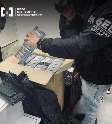 В Одесі судитимуть жінку, яка продавала сигарети без марок акцизного податку