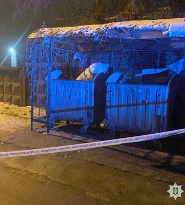 У Хмельницькому знайшли новонароджену дитину на смітнику 