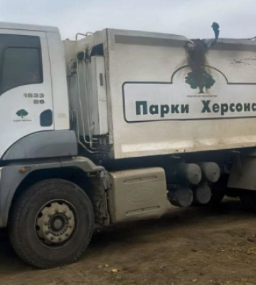 Військові РФ з безпілотника атакували комунальників Херсона