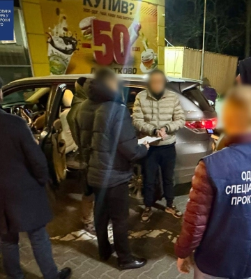 Одеська область: офіцер-прикордонник «обілечував» робітників, які працювали в прикордонні