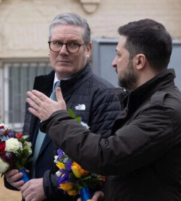 Біля Маріїнського палацу, де Зеленський зустрічався зі Стармером, ППО збивала дрон РФ, - The Guardian