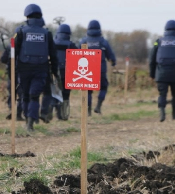 Велика Британія і Швейцарія профінансують розмінування Харківщини
