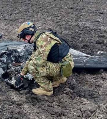 Поліцейські вибухотехніки Полтавщини знешкодили бойову частину ворожого БпЛА