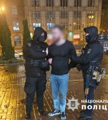 Поліцейські затримали молодиків, які влаштували бійку на центральній вулиці Києва