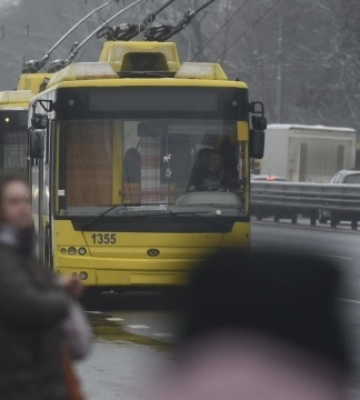 У Києві планують змінити роботу транспорту під час повітряних тривог - розглядають кілька варіантів