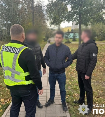 У Києві судитимуть організатора злочинної схеми переправлення ухилянтів за кордон