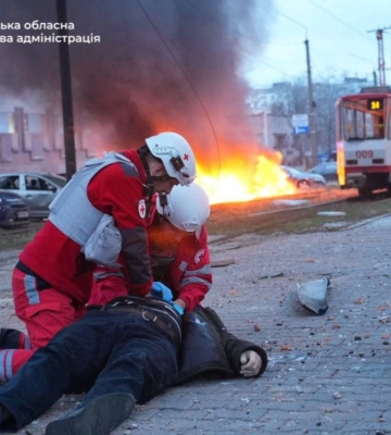 Федоров про обстріл Запоріжжя поблизу з виробничим підприємством: в лікарні померла людина