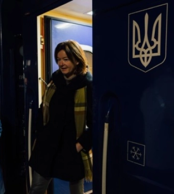 До Києва прибула міністерка закордонних справ Словенії