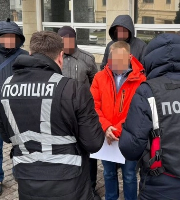 Вимагання $2000 за підключення до трансформаторної підстанції філії АТ «Укрзалізниця» – підозрюють головного інженера філії