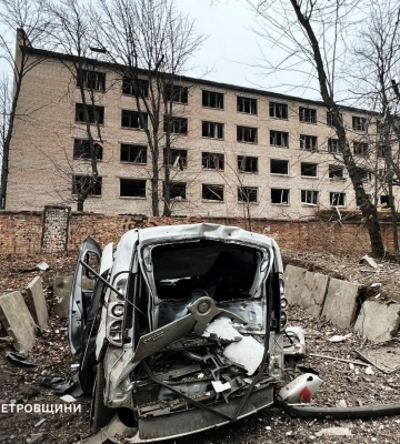 Окупанти атакували Кривий Ріг: пошкоджені навчальний заклад та житлова забудова