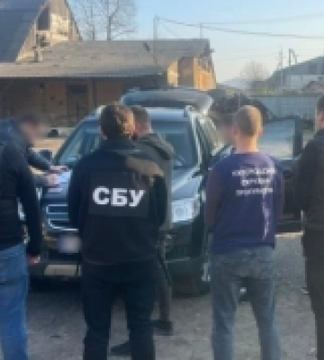 На Закарпатті викрили схему незаконного ввезення в Україну автомобілів для подальшого продажу