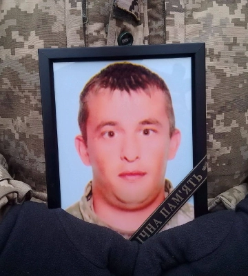 У Сумах попрощалися із захисником Андрієм Литвиненком