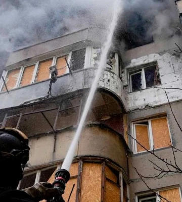 Щороку на Херсонщині кількість виїздів працівників ДСНС на ліквідацію наслідків атак армії РФ зростає