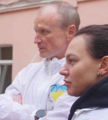 Алексей Омельяненко и волонтеры БФ "Надежда" передали РЭБы защитникам Донетчины Алексей Омельяненко и волонтеры БФ "Надежда" передали РЭБы защитникам Донетчины