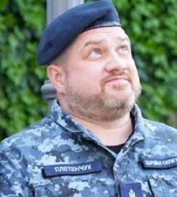 "Військові небезпечні": Плетенчуку і двом офіцерам не дозволили пообідати у закладі Києва