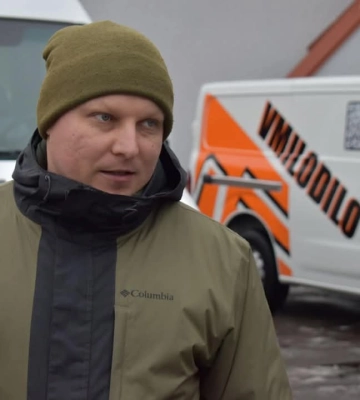 На Рівненщині вперше передали автомобіль ветерану у безвідсотковий лізинг