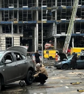 ПВО сбила обе баллистические ракеты, атаковавшие Киев. Серьезные повреждения из-за падения фрагментов, - Игнат