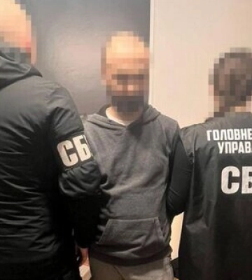 "Донатив" криптовалютою на дрони для РФ: У Києві затримано директора Департаменту державного банку України. ФОТОрепортаж