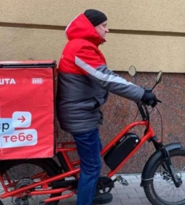 Нова пошта» переходить на електробайки для доставки посилок у деяких містах