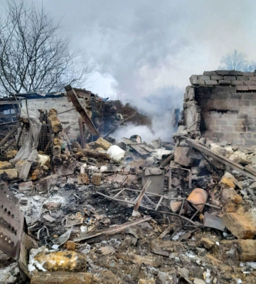 Рашисти продовжують знищувати села в Харківській області 