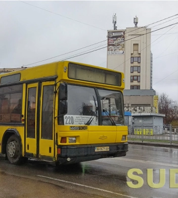 У Києві планують змінити роботу транспорту під час повітряних тривог - розглядають кілька варіантів