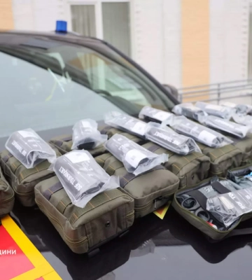 Сапери ДСНС Кіровоградщини отримали аптечки від благодійників