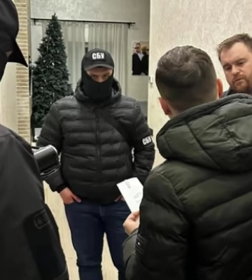 СБУ пришла с обысками к экс-нардепу и телеведущему каналов Медведчука СБУ пришла с обысками к экс-нардепу и телеведущему каналов Медведчука