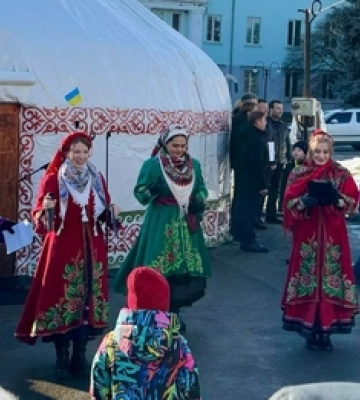 У Нововолинську відкрили «Юрту незламності» – символ єднання України та Казахстану 