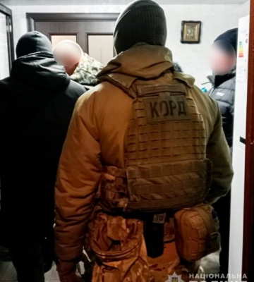 На Рівненщині бізнесмен найняв убивць для своєї дружини, бо та образила його родичку