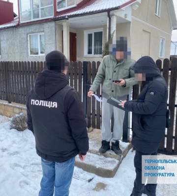 На Тернопільщині повідомлено про підозру учасникам злочинної групи «чорних лісорубів». ФОТО