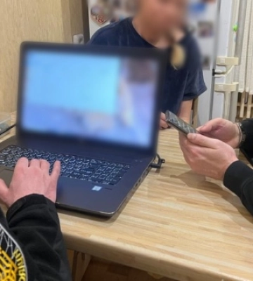 У Дніпрі поліція викрила лікарів ВЛК, які підробляли військовозобов&#039;язаним аналізи на ВІЛ