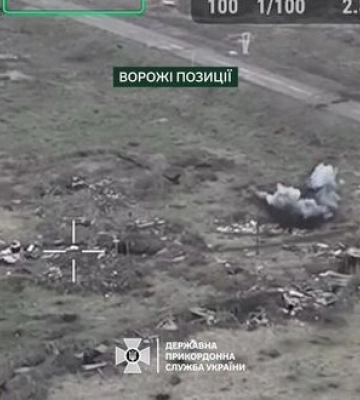 Украинские защитники уничтожили трактор, пушку МТ-12 "Рапира" и средство РЭБ оккупантов на Волчанском направлении. ВИДЕО