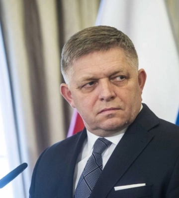 &quot;Я не український слуга&quot;: Фіцо прокоментував візит депутатів парламенту Словаччини до Києва та пригрозив накласти вето на допомогу Україні від ЄС