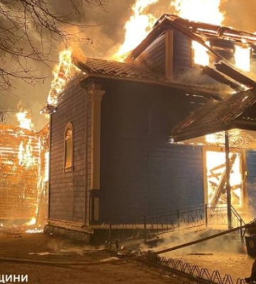Згоріла дерев'яна церква на Рівненщині. Що по це відомо