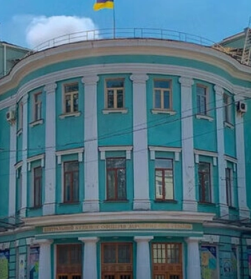 У київському Будинку офіцерів у руках радіоведучої вибухнув боєприпас під час ефіру