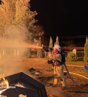 Згоріла дерев'яна церква на Рівненщині. Що по це відомо