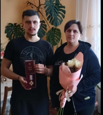 Сину та дружині загиблого Воїна з Рівненщини вручили його орден &quot;За мужність&quot;
