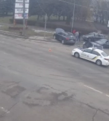 На перехресті у Луцьку не розминулися два легковики