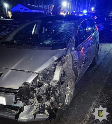 На Львівщині легковик на трасі збив велосипедиста, який загинув на місці ДТП
