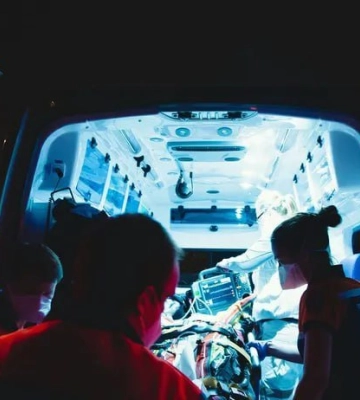 У Києві в руках у радіоведучої під час ефіру вибухнув боєприпас