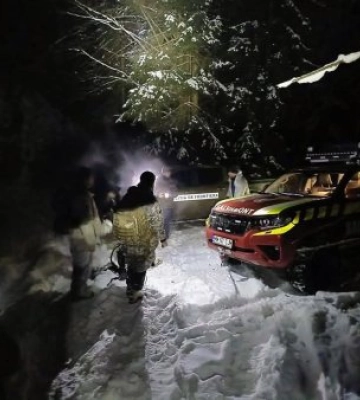11 днів боротьби за виживання: закарпатців врятовано в румунських Карпатах